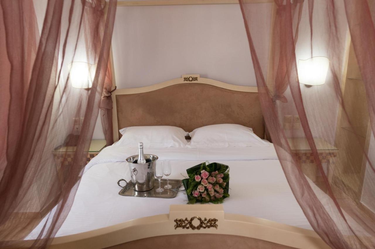 Premier Agrinio Heart Hotel 外观 照片
