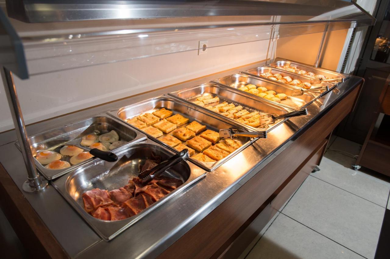 Premier Agrinio Heart Hotel 外观 照片