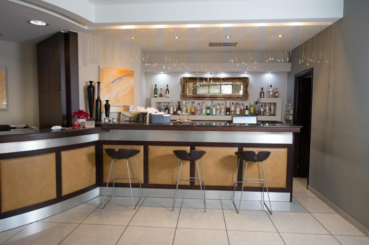 Premier Agrinio Heart Hotel 外观 照片