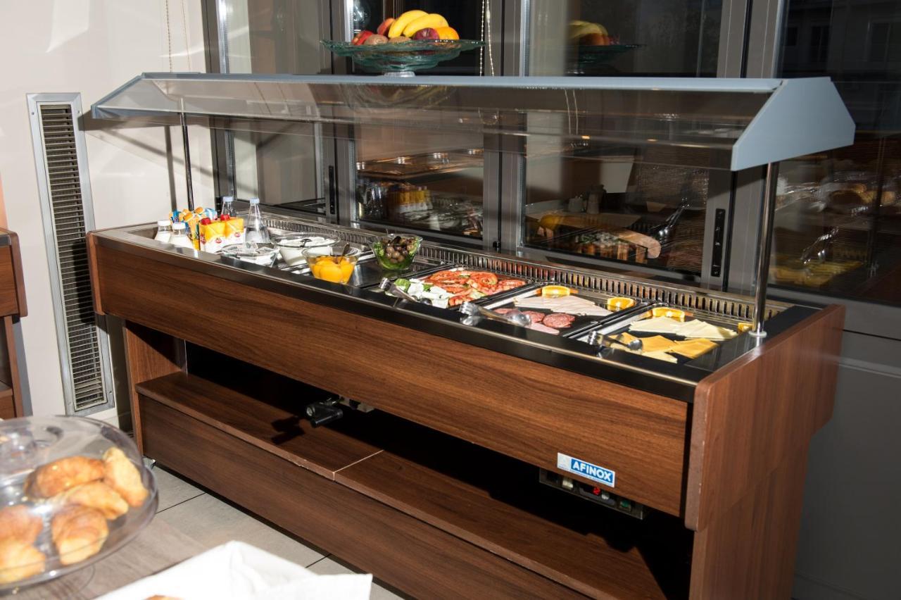Premier Agrinio Heart Hotel 外观 照片