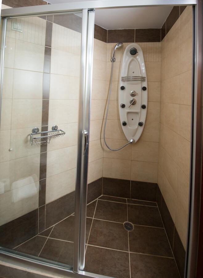 Premier Agrinio Heart Hotel 外观 照片